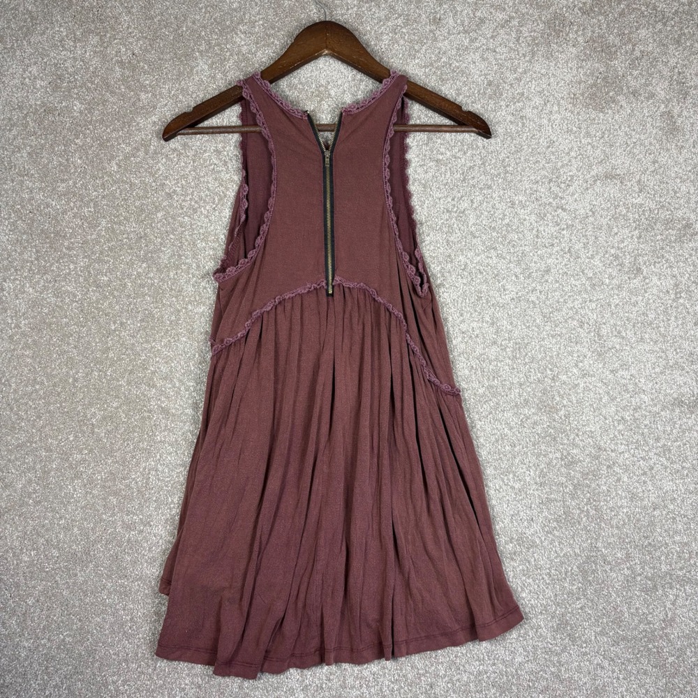 POL Womens Burgundy Plum Crochet Lace Trim Zipper Back Babydoll Tank Top Medium